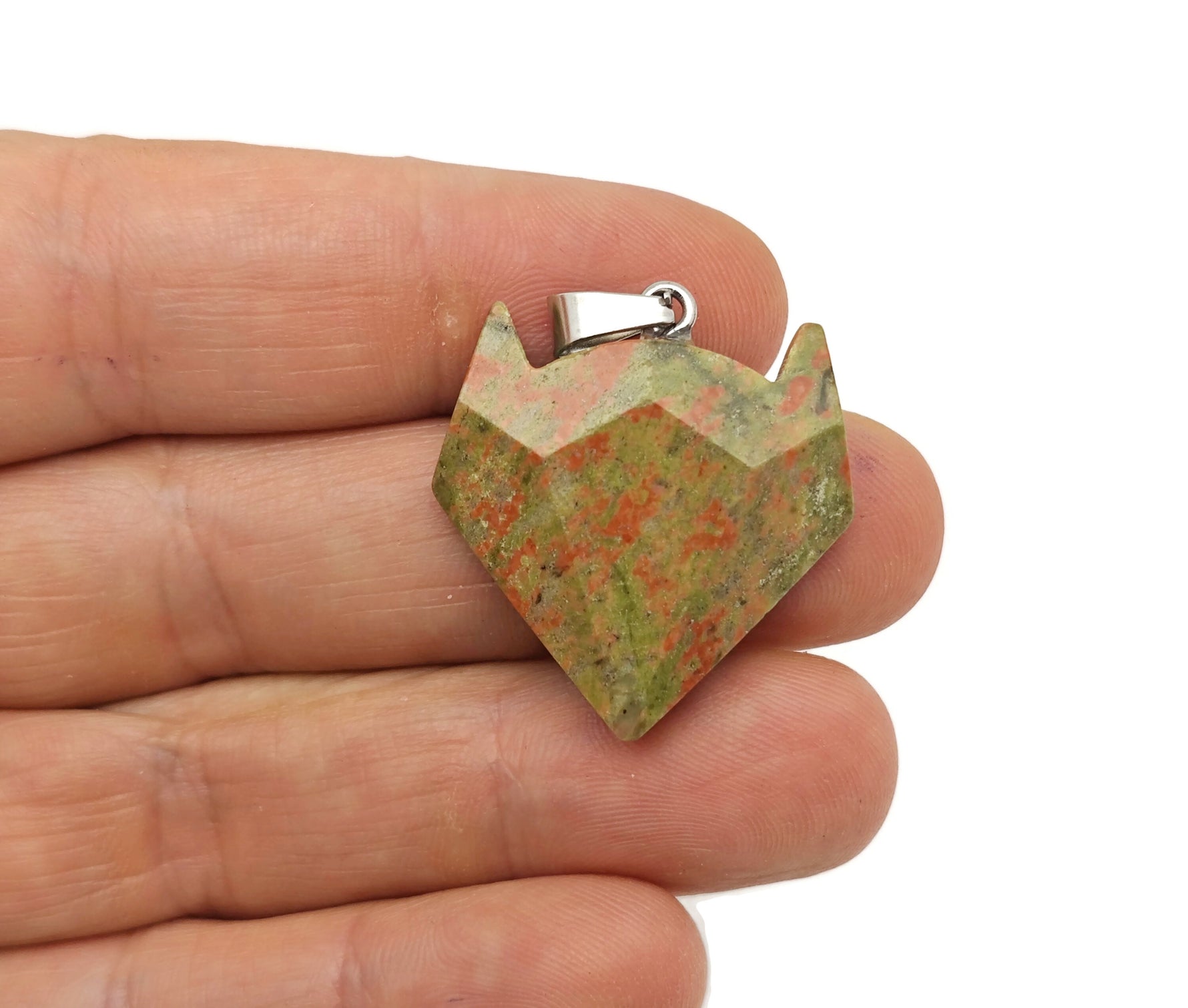 Crystal wolf head gemstone pendant from GemstoneGO featuring detailed wolf design in sparkling crystal jewelry.