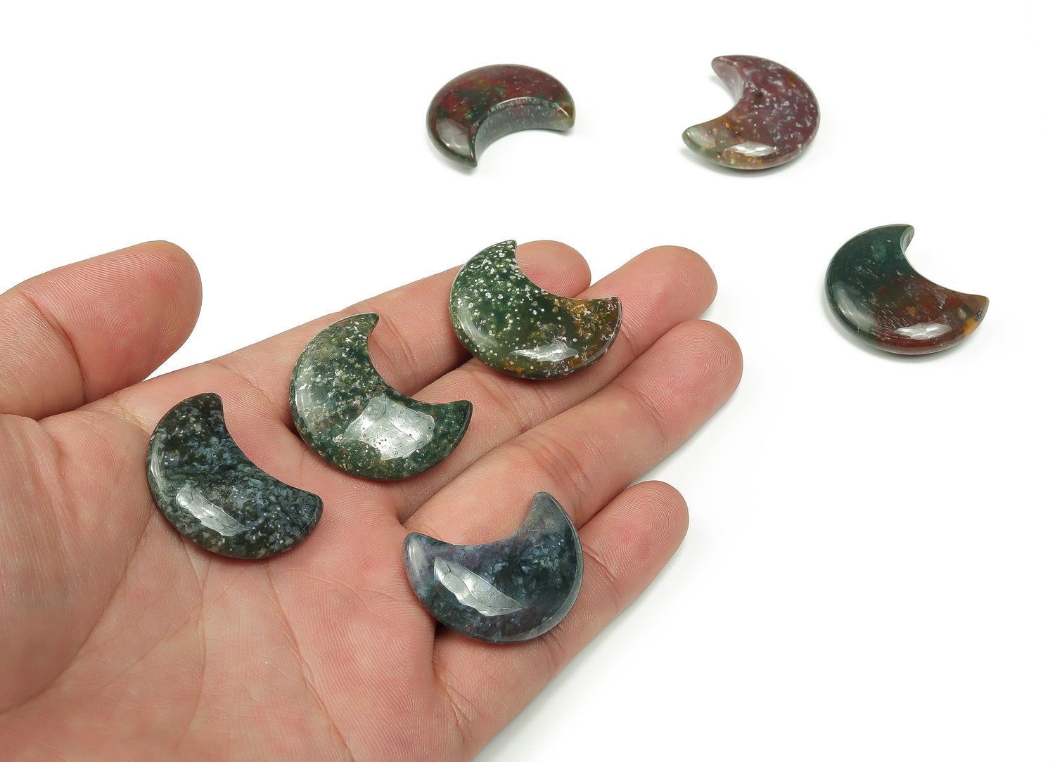 Lune en agate mousse - Cristal de lune - Lune sculptée - Cristal de guérison - Croissant de lune en pierre précieuse - 3 x 1,6 cm - MO1047