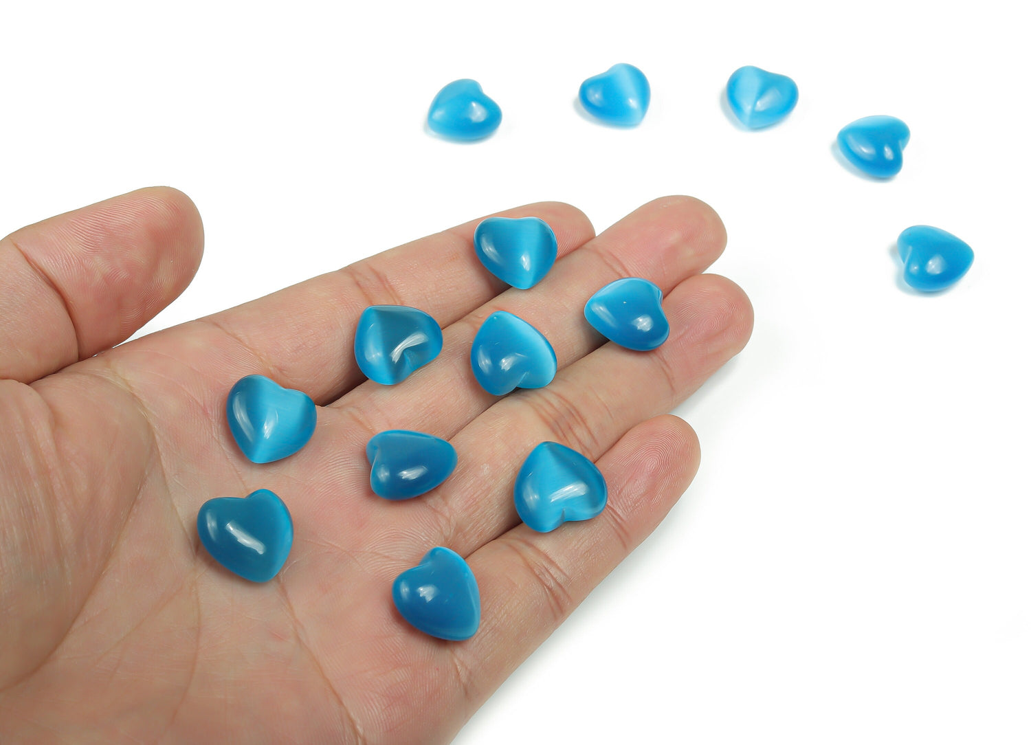 Pierre précieuse œil-de-chat bleu en forme de cœur - Cœur bombé ?€? Cristaux de guérison - Pierre bienfaisante ?€? Cœurs en cristal ?€? 15 x 15 x 9 mm - HE1027