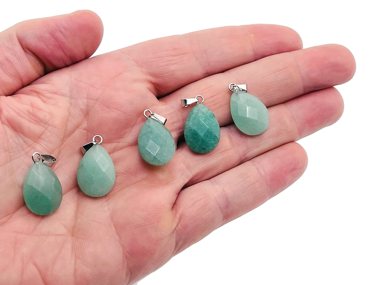 20mm Avunturine crystal pendant by GemstoneGO, smooth gemstone with a polished surface for jewelry making supplies.