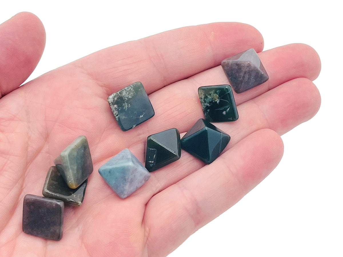 14mm Moss Agate pyramid gemstone carving from GemstoneGO, showing intricate natural moss patterns and polished stone surface.