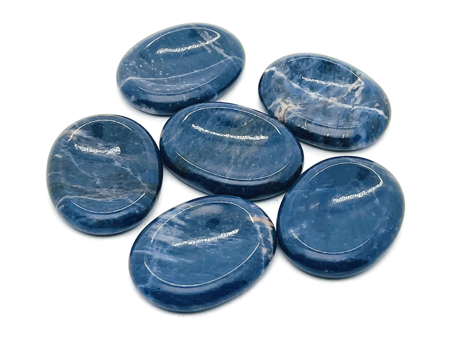 Sodalite worry stone from GemstoneGO, soothing crystal with blue and white mineral patterns, measuring 4.5x3.5cm.