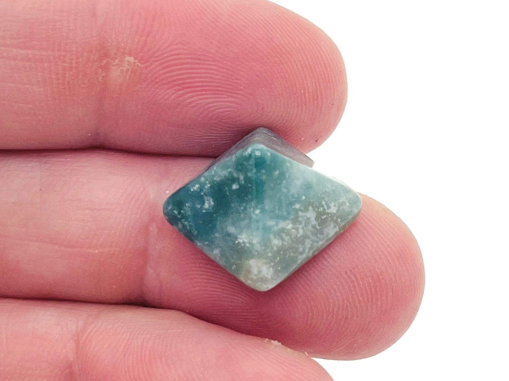 14mm Moss Agate pyramid gemstone carving from GemstoneGO, showcasing natural green and brown hues with intricate patterns.