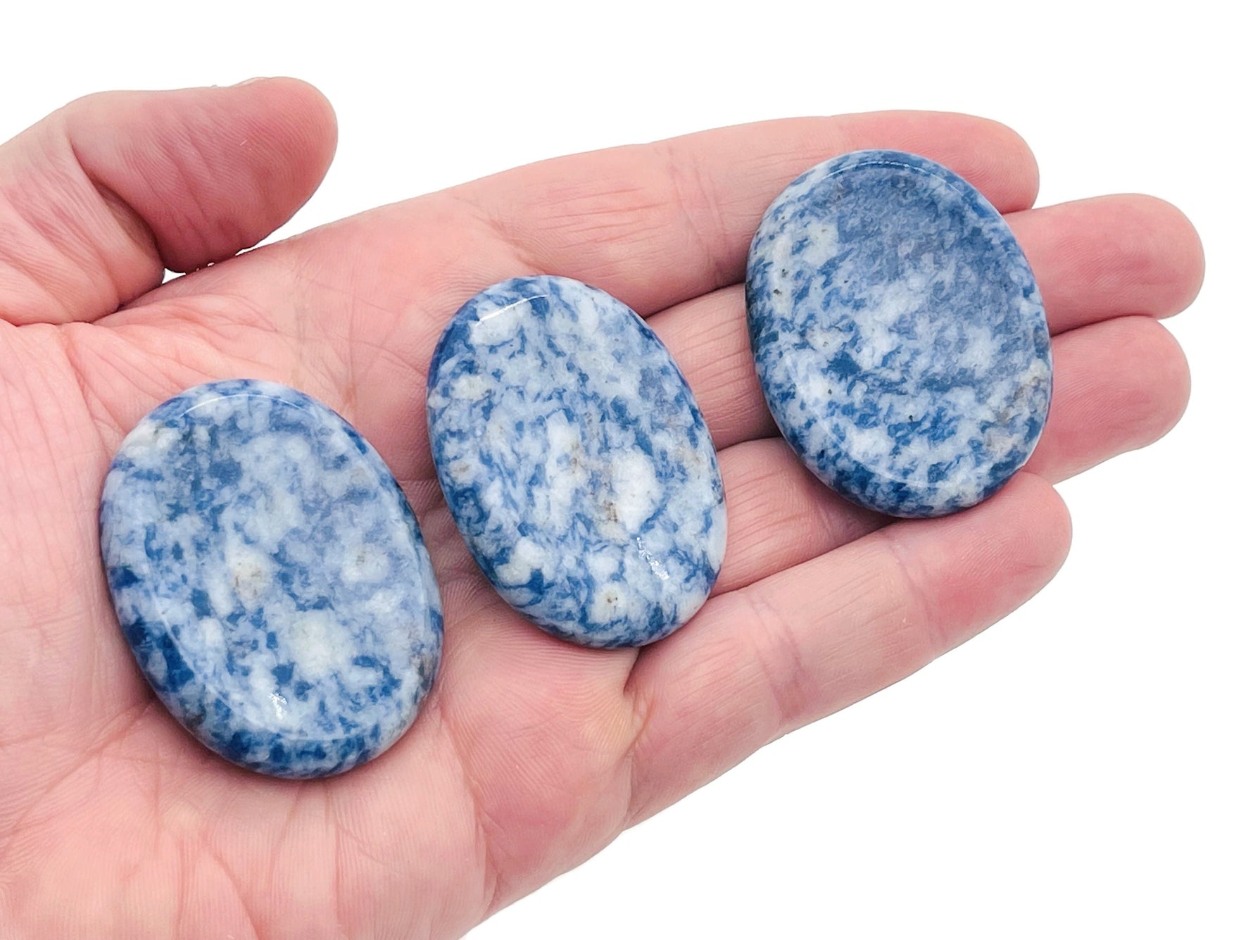 Blue Spot Jasper worry stone from GemstoneGO, smooth 4.5x3.5cm crystal for stress relief and relaxation.