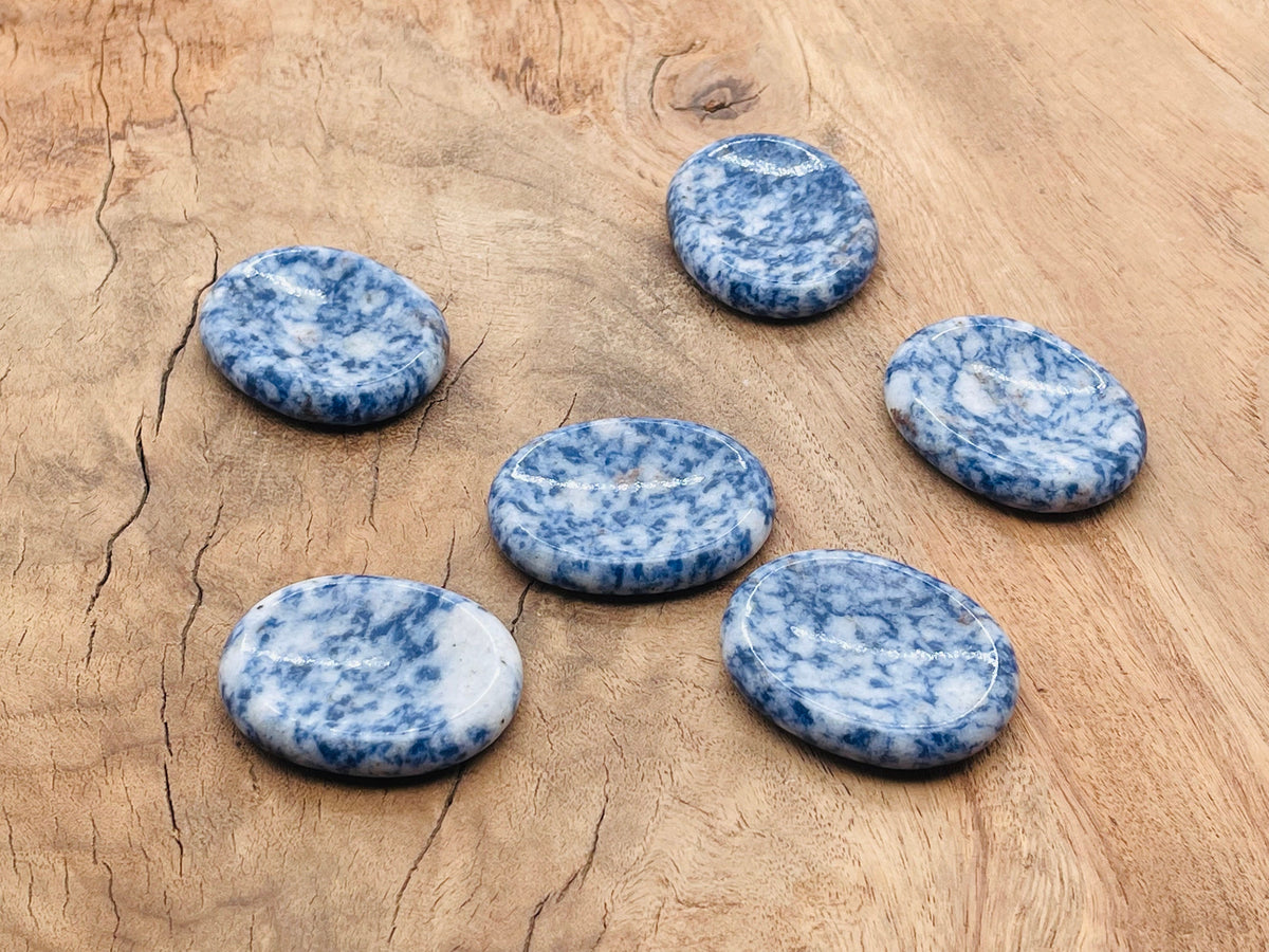 Blue Spot Jasper worry stone with soothing crystal design, measuring 4.5x3.5cm, from GemstoneGO.