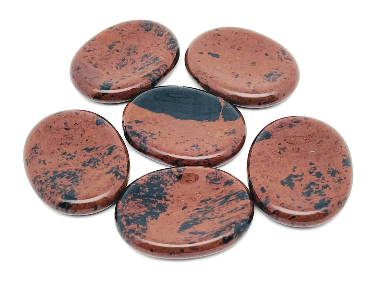 Mahogany Obsidian worry stone from GemstoneGO, smooth 4.5x3.5cm crystal for stress relief and meditation.