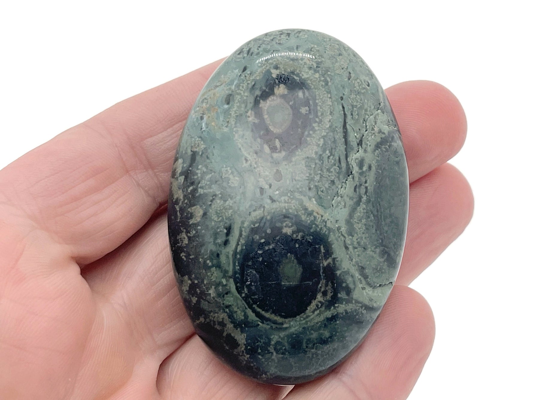 Kambaba Jasper palm gemstone spa stone, 60x40mm, smooth natural stone for relaxation and meditation.