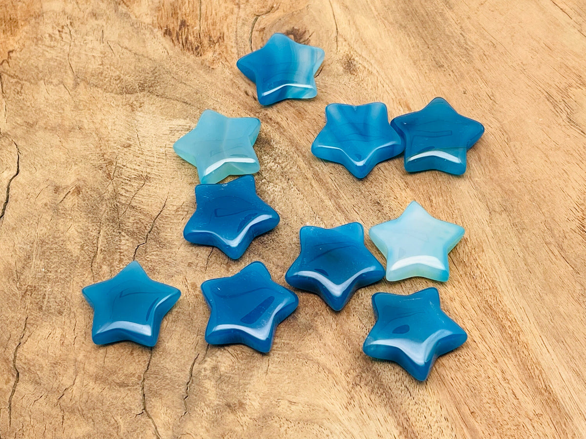 Blue agate star gemstone, 30mm, featuring a vibrant blue color and star-shaped pattern, from GemstoneGO.