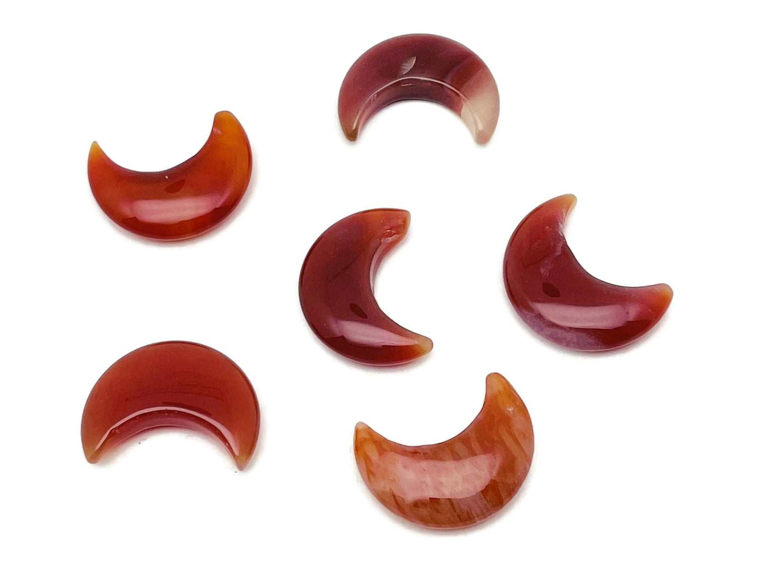 Lune en cornaline - Lune en cristal - Lune sculptée - Cristal de guérison - Croissant de lune en pierre précieuse - 3 x 1,6 cm - MO1065