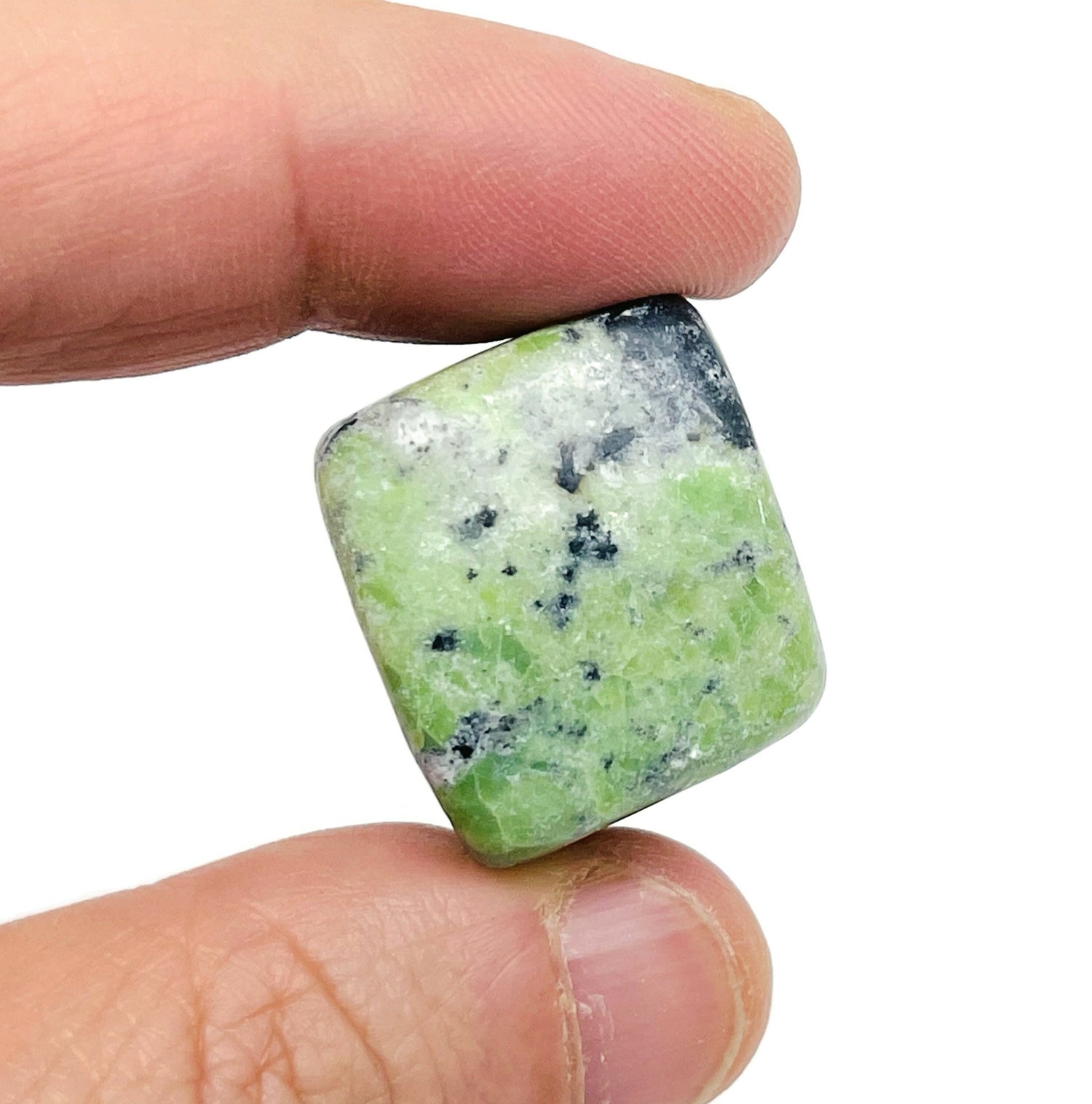 Green Serpentine Tumbled Stone - TU1281