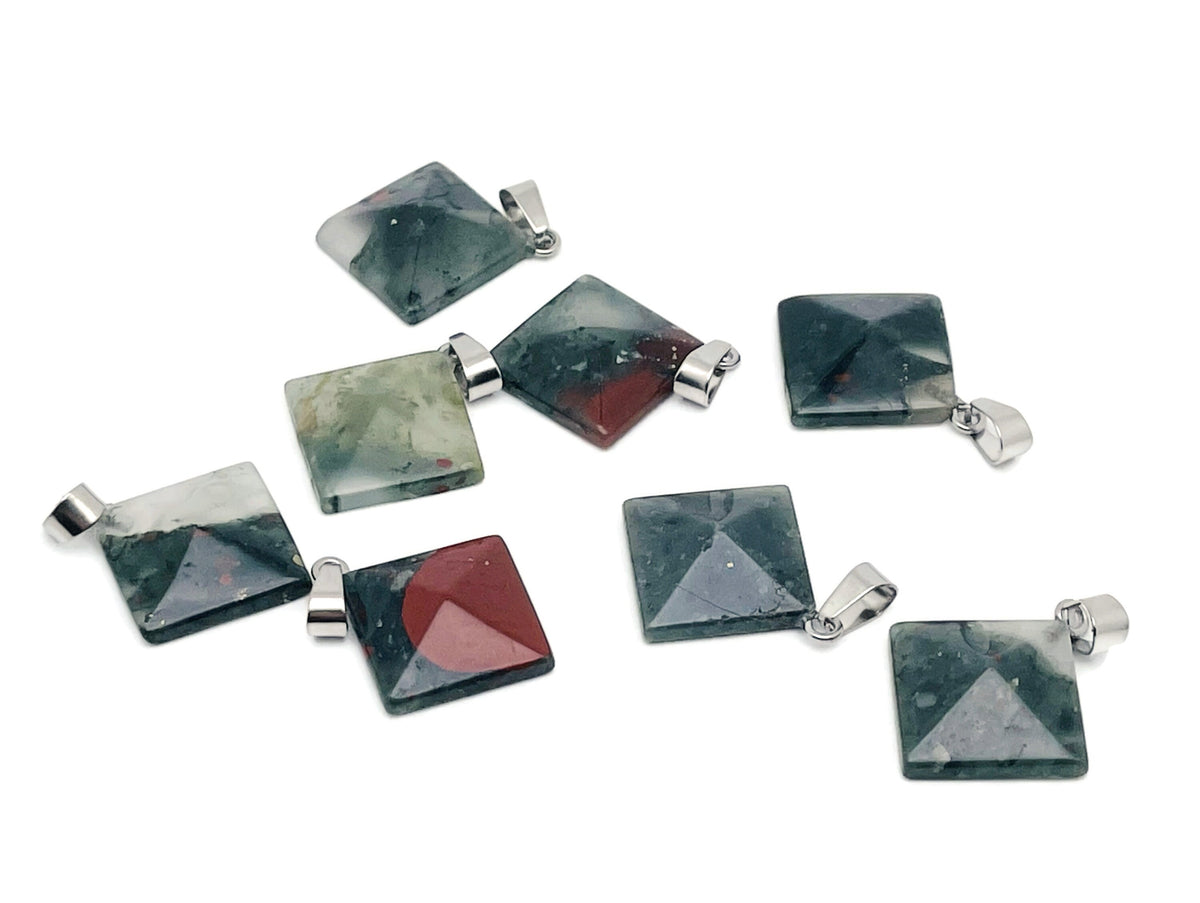 African Bloodstone pyramid gemstone pendant from GemstoneGO featuring a natural bloodstone pyramid-shaped jewelry piece.