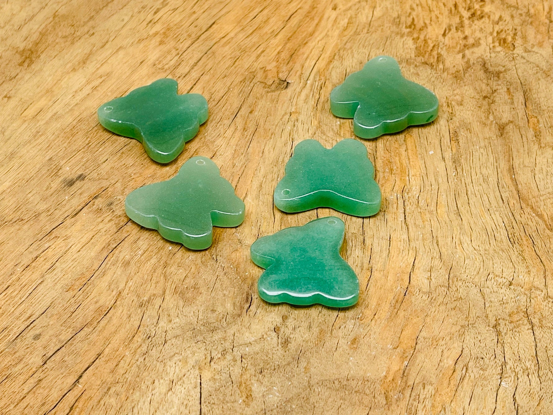 Aventurine butterfly gemstone pendant with hole crystal jewelry, showcasing a vibrant green stone and intricate butterfly design.