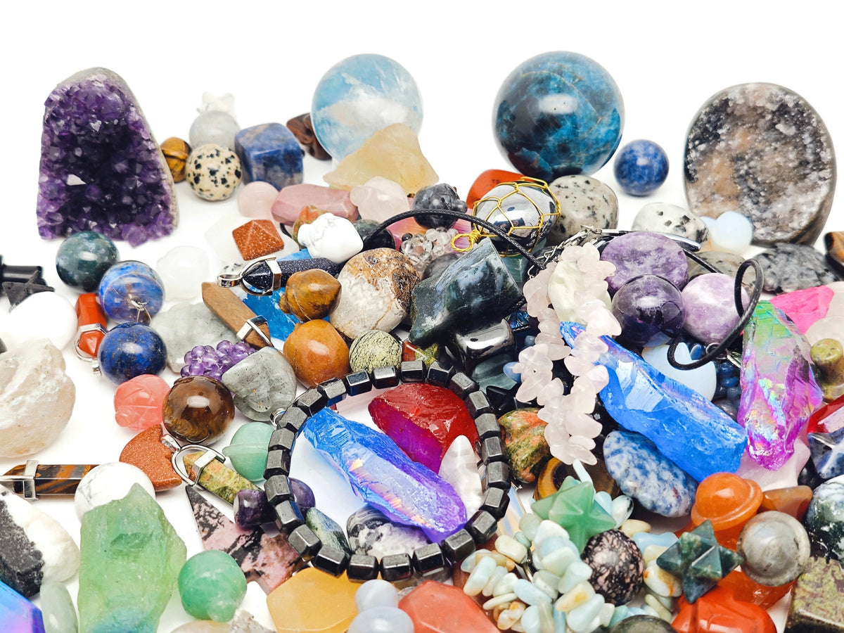 Crystal Mystery Box Gift featuring a crystal confetti scoop and healing stones from GemstoneGO's Crystal Kit KIT6.