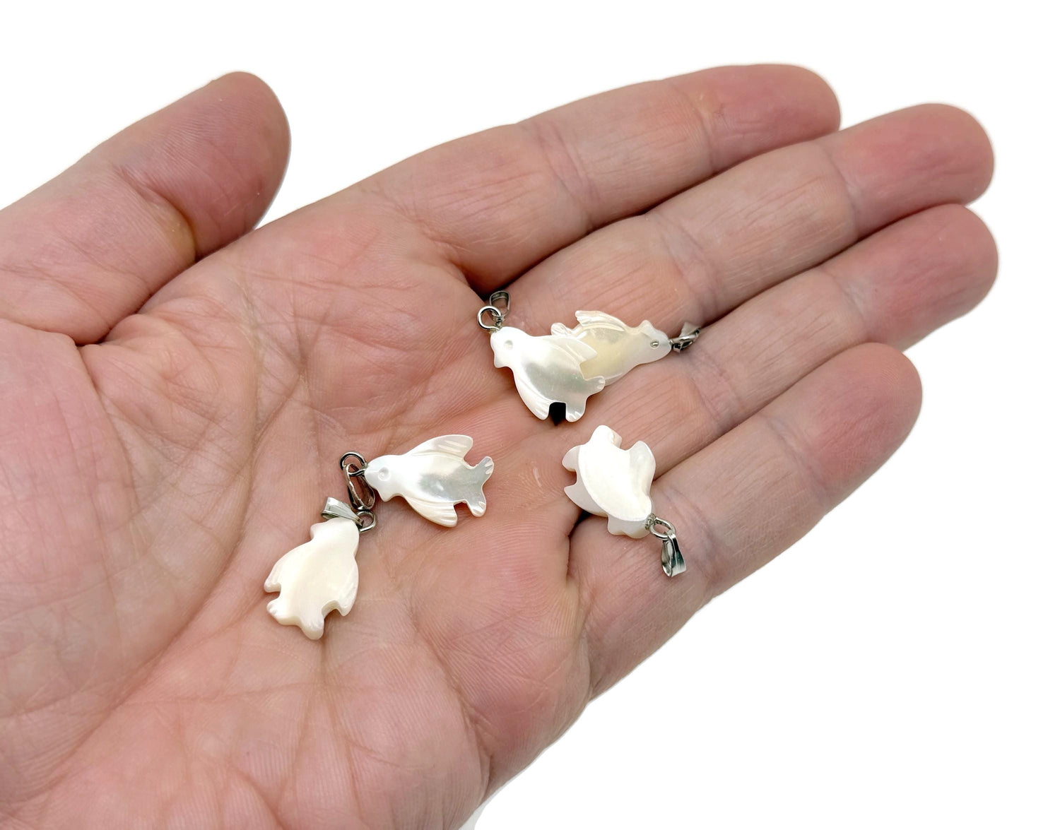 Natural Pearl Penguin Pendant - Gemstone Pendant - Sea Shell Pendant - NC1697