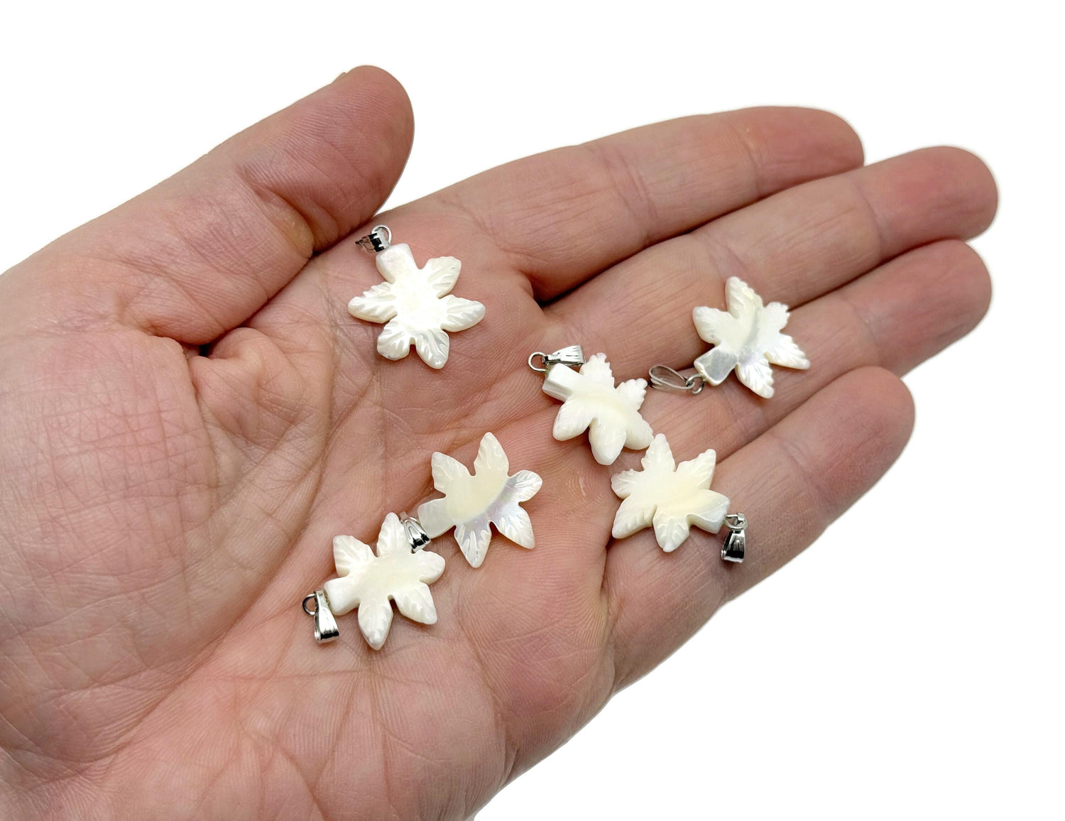 Natural Pearl Cloverleaf Pendant - Sea Shell Pendant - Gemstone Pendant - NC1705