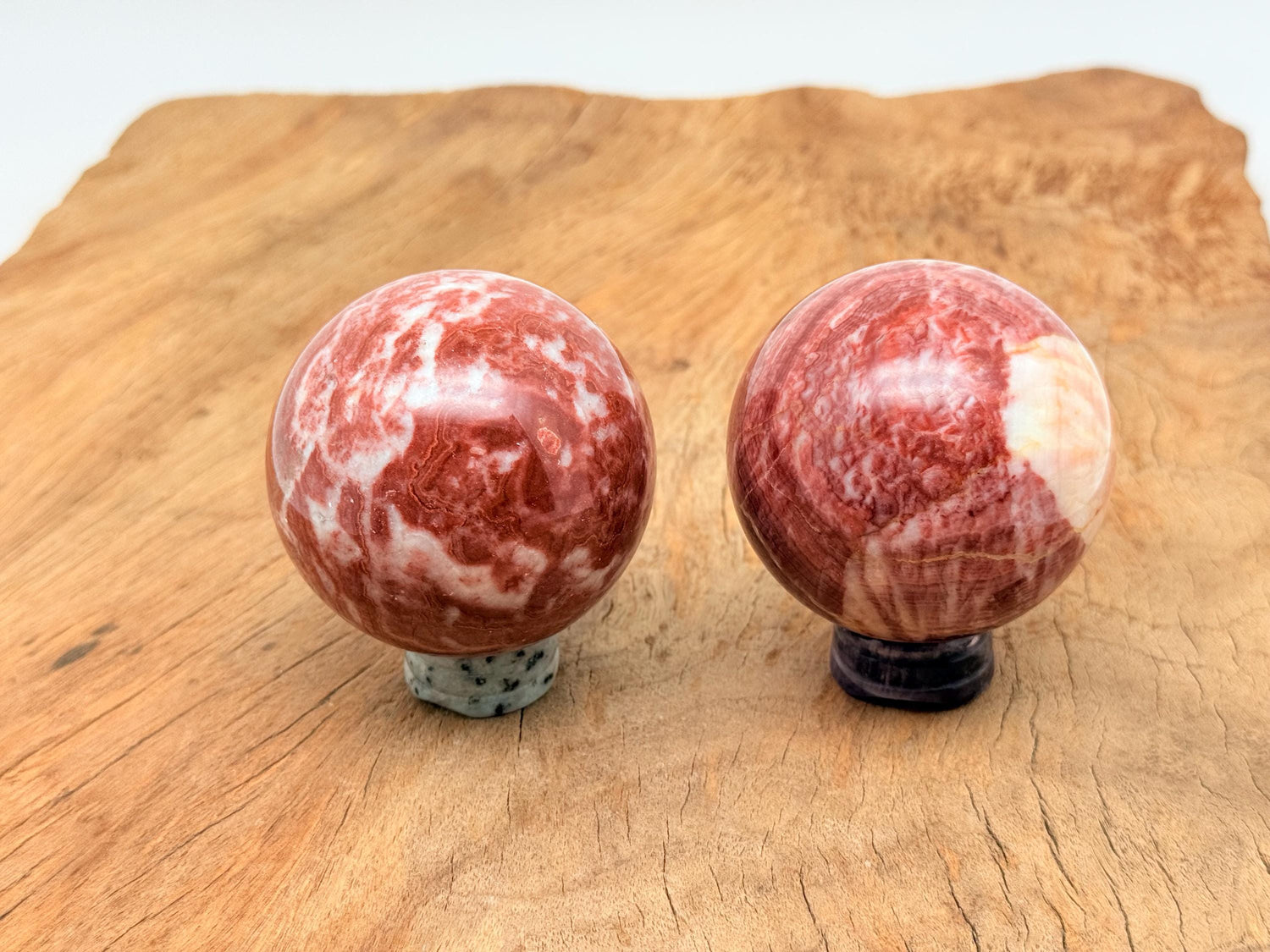 Dali Jasper Sphere Gemstone - Pork Crystal Ball - 60mm - RA1427