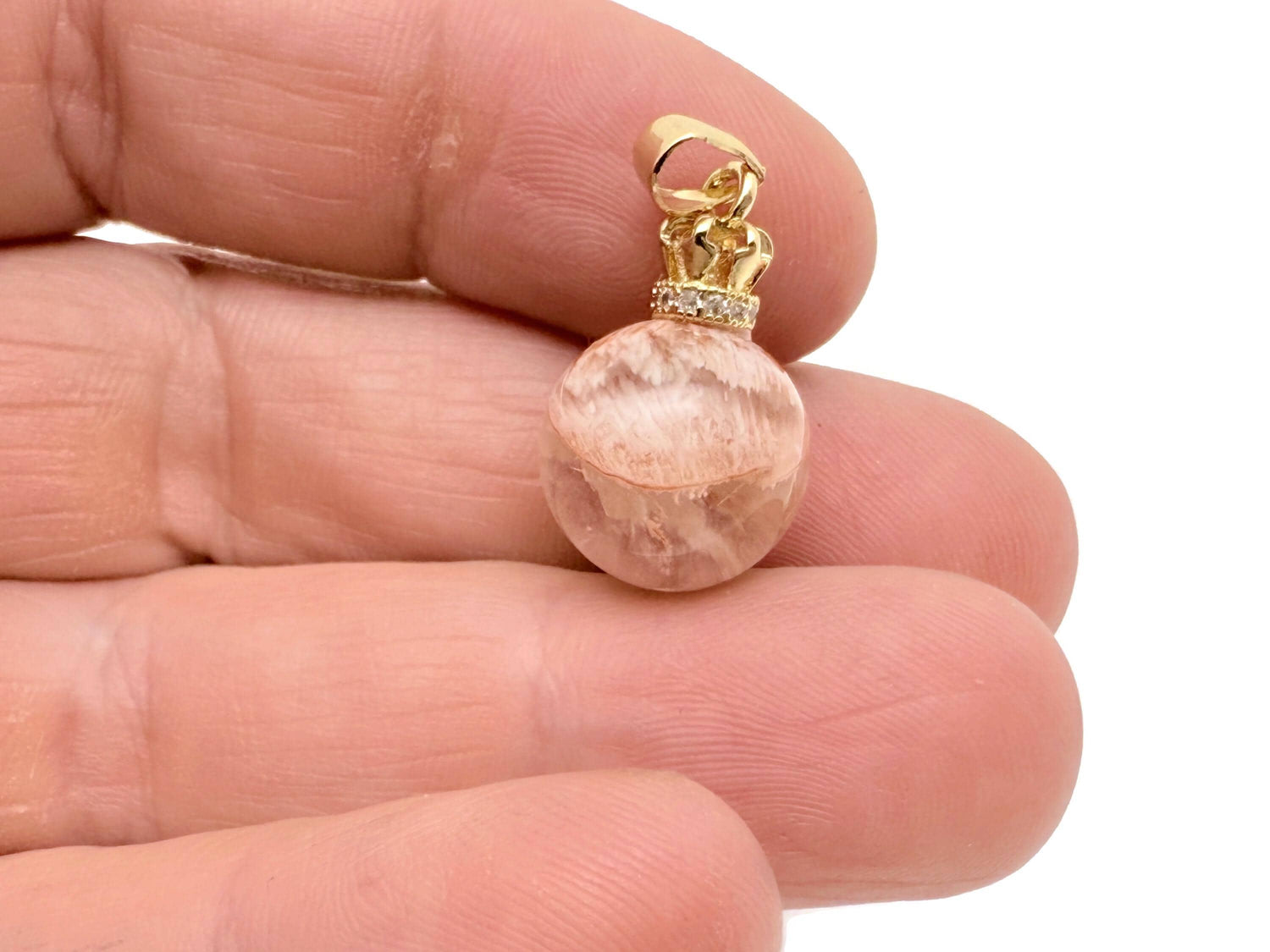 Ghost Quartz pendant featuring a Phantom Crystal from GemstoneGO, designed for spiritual growth and healing.