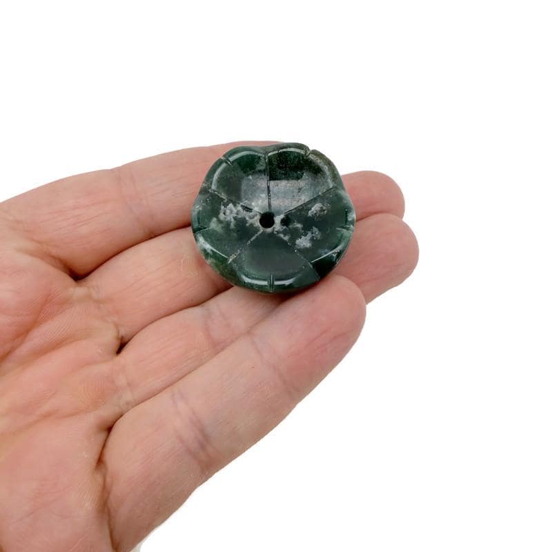 Crystal carving incense holder in flower shape by GemstoneGO, designed for cleansing and relaxation.