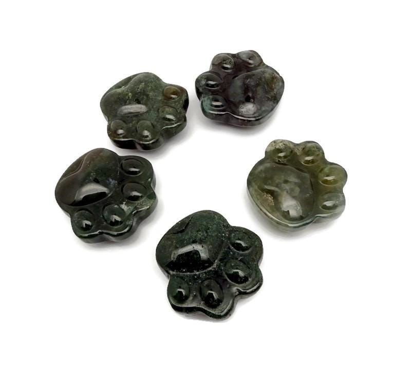 Moss Agate Bear Paw Crystal Carving - 30mm - HA1245